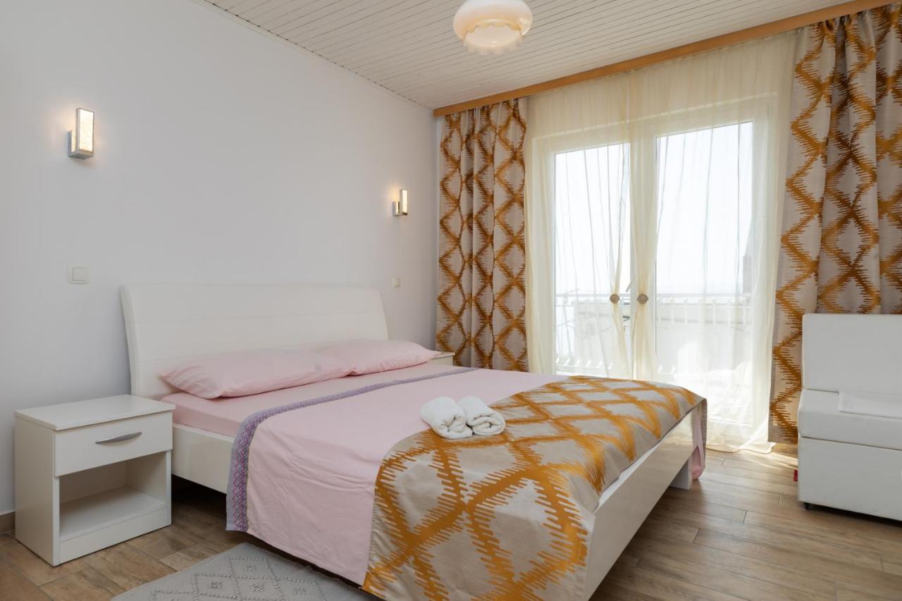Apartments By The Sea Duce, Omis - 2992 ดูกีรัท ภายนอก รูปภาพ