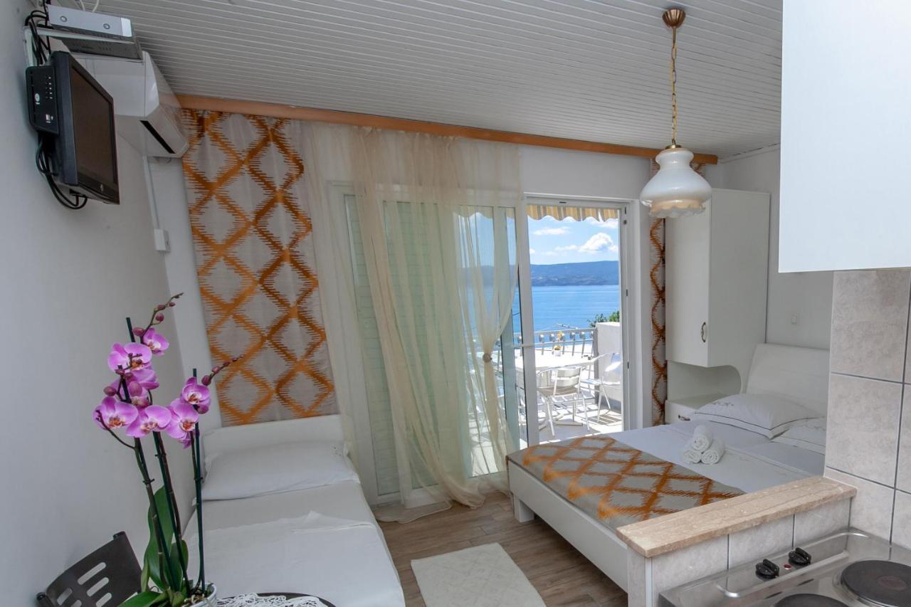 Apartments By The Sea Duce, Omis - 2992 ดูกีรัท ภายนอก รูปภาพ